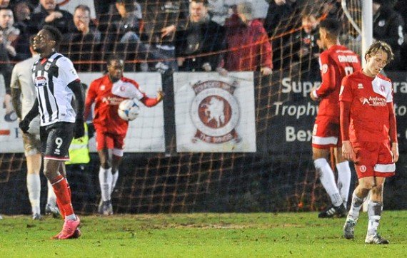 FOOTBALL (WELLING HOME)