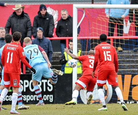 FOOTBALL (WELLING HOME)