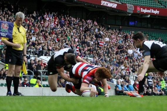 Alex Eastwood puts the ball down across the line for a try (1200x801)