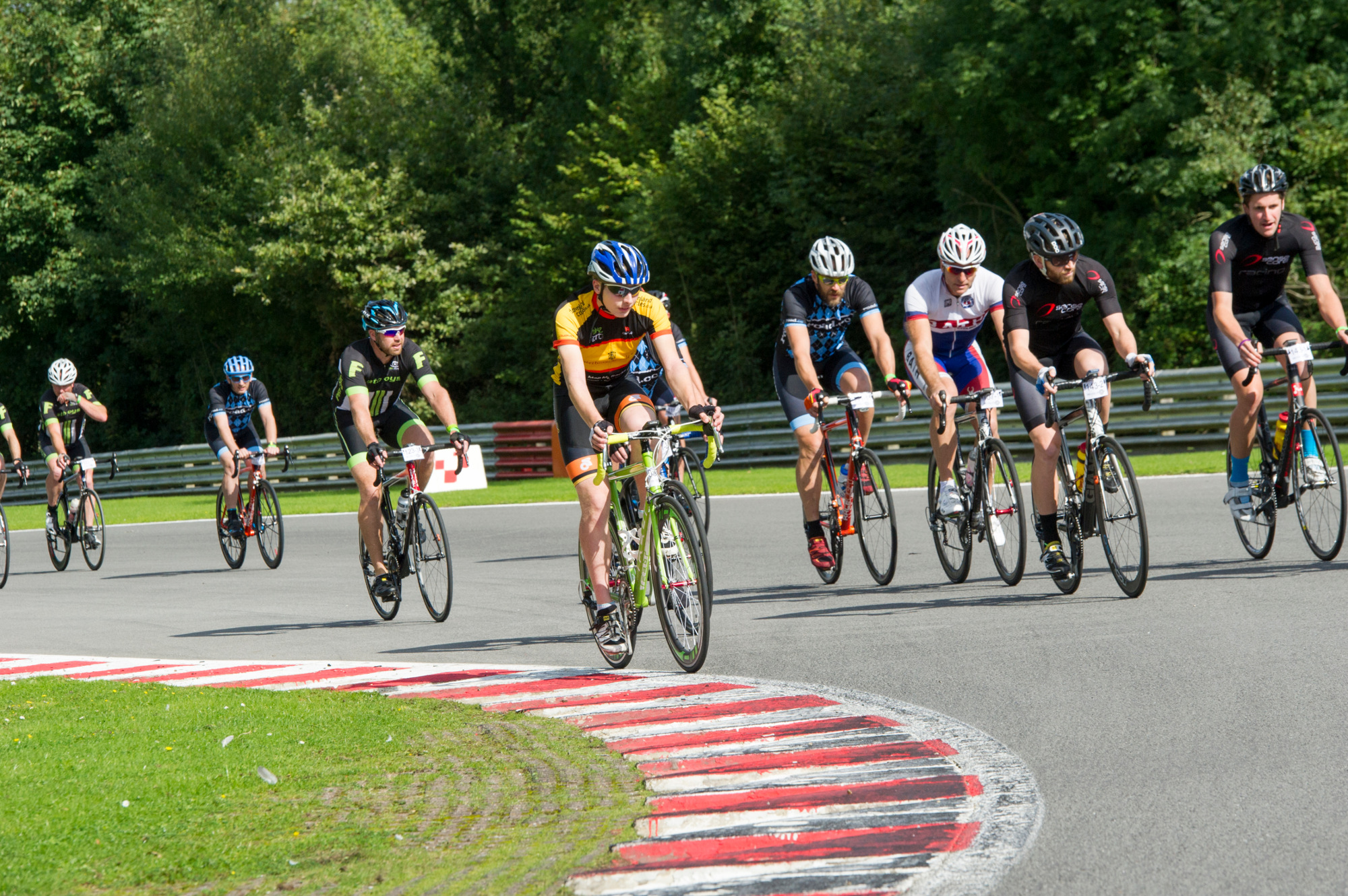 brands hatch cycling