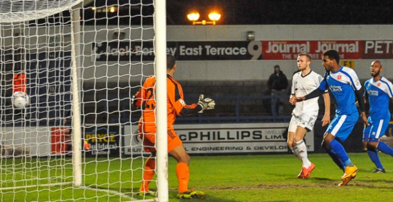 FOOTBALL (WELLING AWAY)