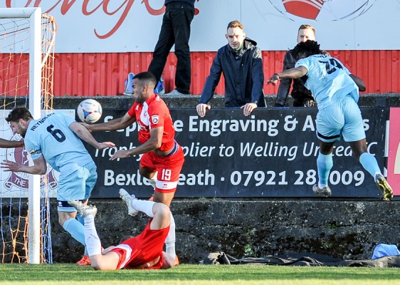 FOOTBALL (WELLING HOME)