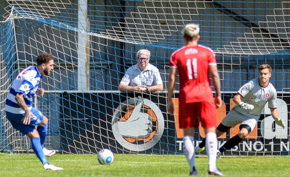 FOOTBALL (WELLING AWAY)