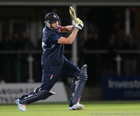 Cricket - tour match - Kent v New Zealand - The Spitfire Ground, St Lawrence, Canterbury, England