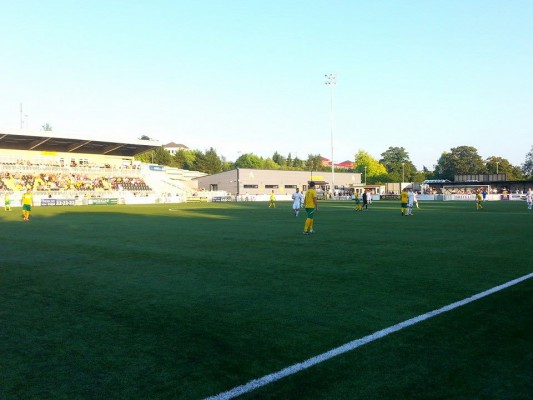 Maidstone v Welling